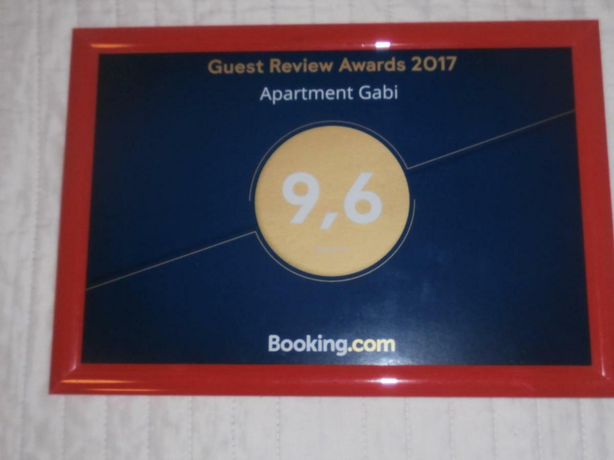 Apartment Gabi Лабин Екстериор снимка
