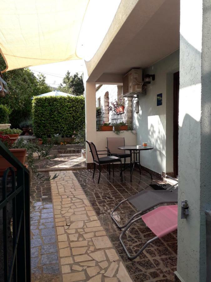 Apartment Gabi Лабин Екстериор снимка